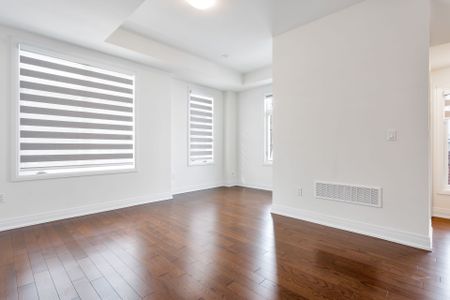 For Lease - 197 Wyndham Street, Mississauga, Ontario - Photo 3