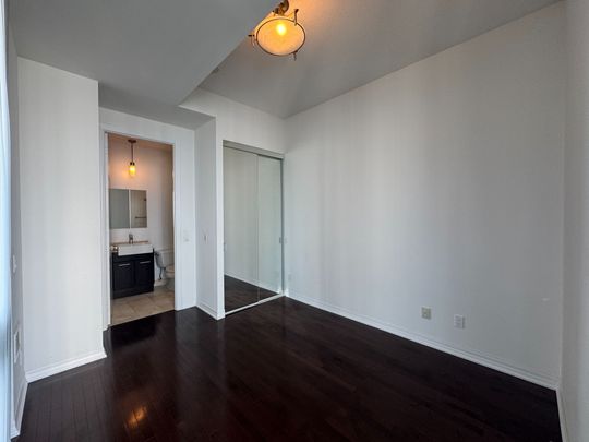 For Lease - 770 Bay Street Unit# Ph206, Toronto, Ontario - Photo 1