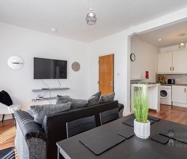 346a Beersbridge Road, Belfast, BT5 5DY - Photo 4