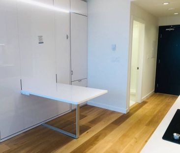 Studio in Surrey Central - 1911 Prime on the Plaza BOLLD (Surrey Ce... - Photo 2