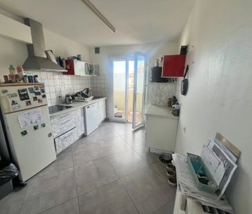 Location Appartement 3 pièces 75m² VALENCE 26000 - Photo 4