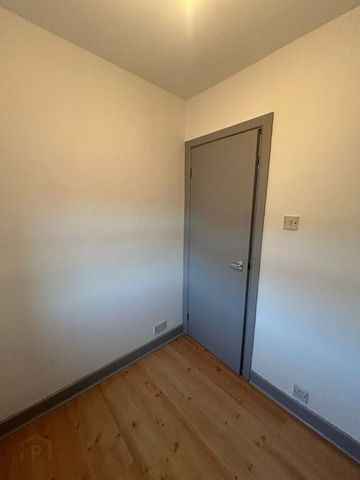 298 Donegall Avenue, Belfast, BT12 6LU - Photo 5