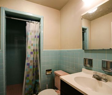 For Lease - 16 Carousel Court, Toronto, Ontario - Photo 4