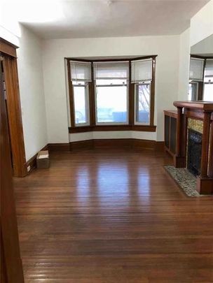 For Lease - 440 Delaware Avenue, Toronto, Ontario - Photo 1