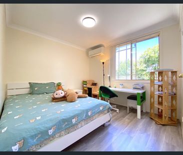 Stunning Renovated Duplex with Carlingford West Catchment - Photo 6