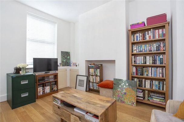 2 bedroom terraced house to rent - Photo 1