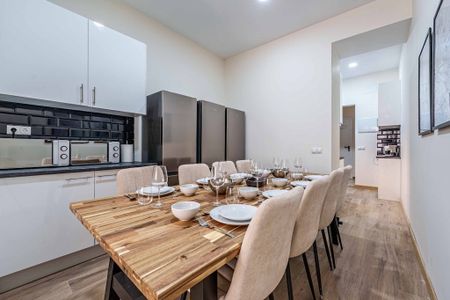 Calle Álamos, Málaga, Andalusia 29012 - Photo 5