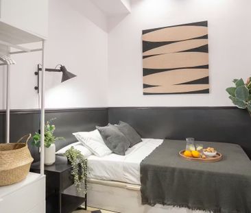 Carrer de lEscorial, Barcelona, Catalonia 08024 - Photo 6