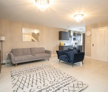 High Carr Close, Framwellgate Moor, Durham - Photo 3