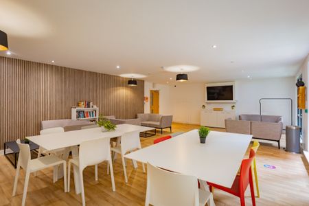 studio to rent West Bar House, 70 Furnace Hill, Sheffield, S3 - Photo 3