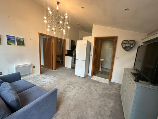 Ellesmere Green, Salford - Photo 1