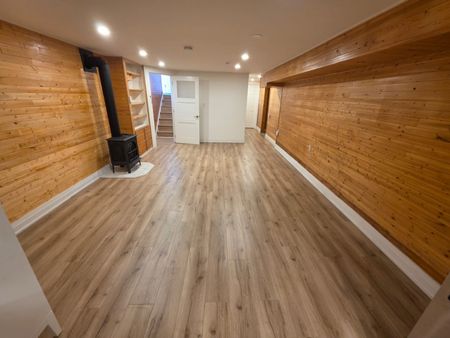 For Lease - 2 Pinemore Crescent, Toronto, Ontario - Photo 4