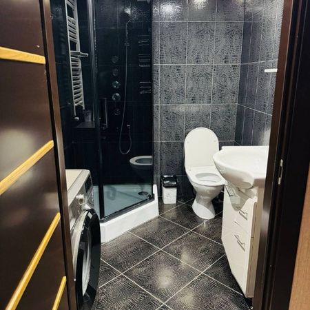 De inchiriat garsoniera in zona Saguna - Fotografie 3