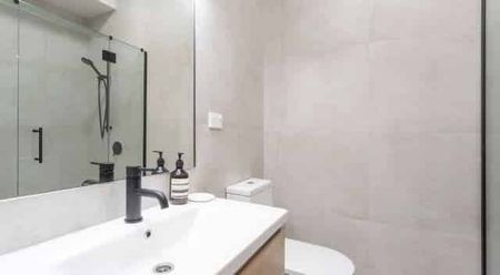 High Spec, fully furnished - Photo 5