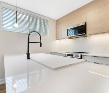 294 Duncairn Avenue - B Ottawa ON K1Z 7G9 - Photo 2