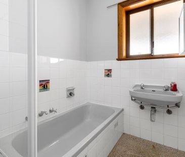 Freshly Painted 3-Bedroom Home in Prime Salisbury Plain Location - Photo 6