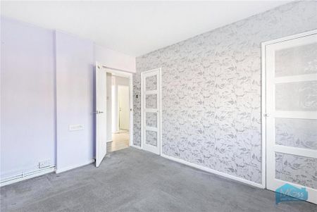 3 bedroom apartment to rent - Photo 3