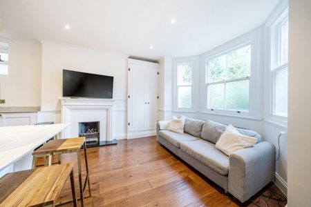 Knatchbull Road, London, SE5 - Photo 3