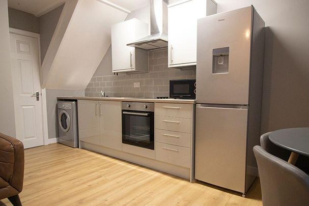 3 bedroom flat to rent - Photo 1