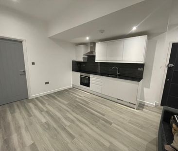 1 bedroom flat to rent - Photo 6