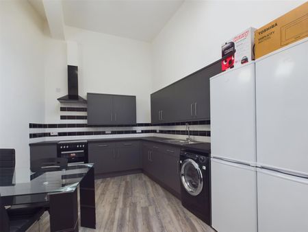 Market Place, Loughborough - INC BILLS OPTION - Photo 5