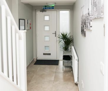 Room 1, 23 Bridgewater, Bridgewater Road, Wembley, London, HA0 1AQ - Photo 1