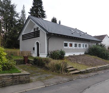 Einfamilienhaus mit Einliegerwohnung in Heisterbacherrott - herrlich ruhige Lage - Foto 3