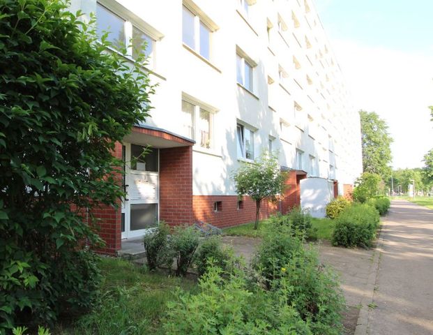 3 - Zimmer-Wohnung mit Wannenbad verfügbar! - Foto 1