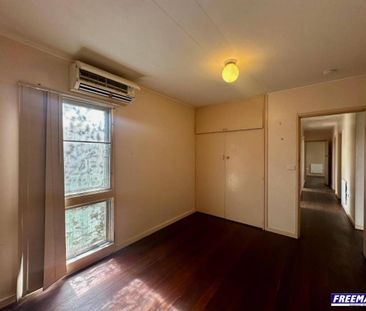 SPACIOUS 4-BEDROOM, 3-BATHROOM HOME IN AN UNBEATABLE CBD LOCATION - Photo 3