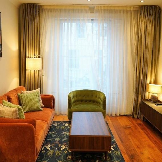 5 bedroom terraced house to rent - Photo 1