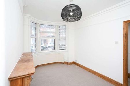 Bruce Grove, Wd, Watford, WD24 - Photo 3