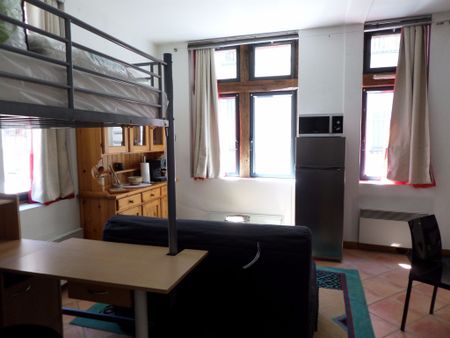 Location Appartement 1 pièce 28m² TROYES 10000 - Photo 2