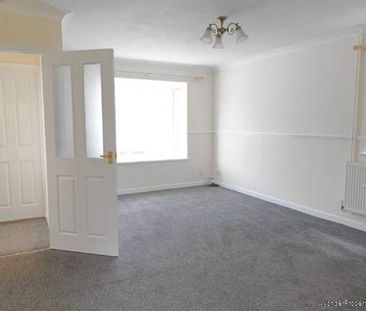 3 bedroom property to rent in Woodbridge - Photo 3