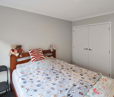 Modern Three-bedroom Home - Photo 3