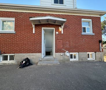 For Lease - 950 QUEENS Boulevard Unit# LOWER, Kitchener, Ontario - Photo 4