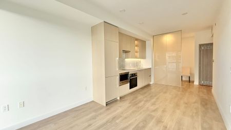 For Lease - 85 Mcmahon Drive Unit# 1507, Toronto, Ontario - Photo 4
