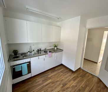 Rent a 4 rooms apartment in Walenstadt - Photo 2
