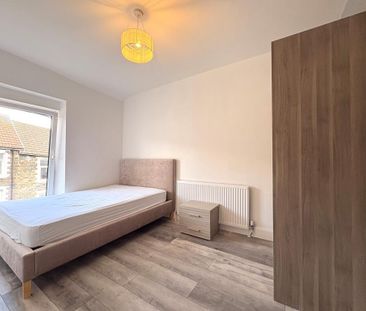 House Of Multiple Occupancy For Rent Tower Street, Pontypridd - Photo 5