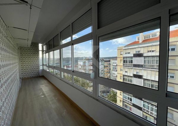 Apartamento T3 em Lisboa
