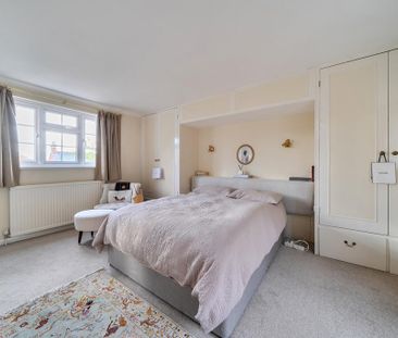 4 bedroom semi-detached house to rent - Photo 5