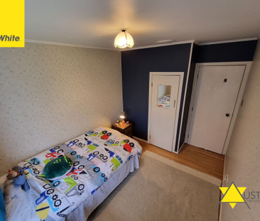 111 Flanshaw Road, Te Atatu South - Photo 3