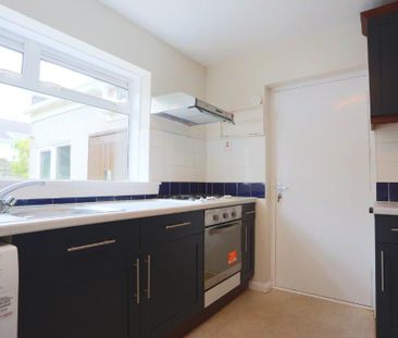 2 bedroom semi-detached house to rent - Photo 4
