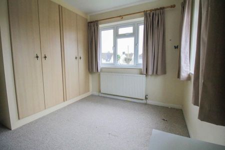 5 bedroom semi-detached house to rent - Photo 5