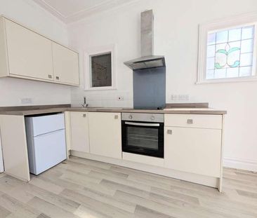 Melrose Avenue, Cricklewood, NW2 - Photo 2