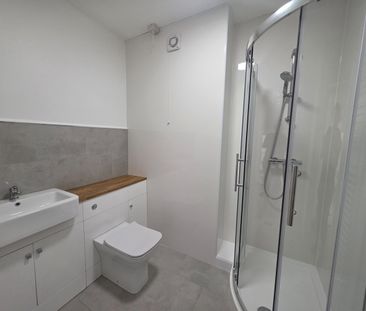 1 Bed Flat, Appleton Road, SO18 - Photo 4