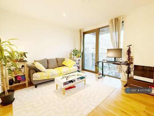 1 bedroom flat to rent - Photo 1