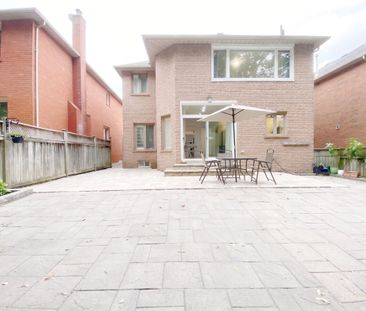 For Lease - 76 Larratt Lane, Richmond Hill, Ontario - Photo 6