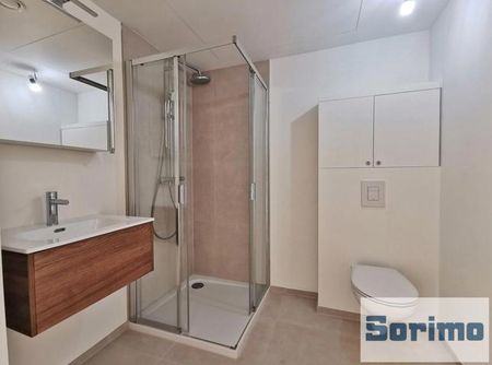 Appartement - à louer - Photo 3