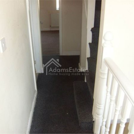 Price £600 pcm - Available Now - Unfurnished - Photo 3