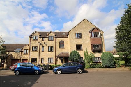 Hanstone Close, - Photo 4